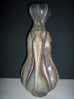 Vase femme éclose petit modèle<br/>H: 40cm - Pièce exceptionnelle, valeur 15000