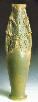 40.J - Vase Sorbier - 6471<br/>H: 60cm - Valeur : 10000