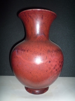 Vase toupie<br/>H: 40cm - Valeur 2000